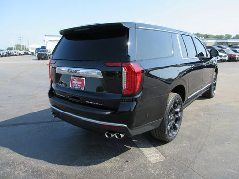 Used 2024 GMC Yukon XL Denali w/ Denali Reserve Package AWD/4WD image 6