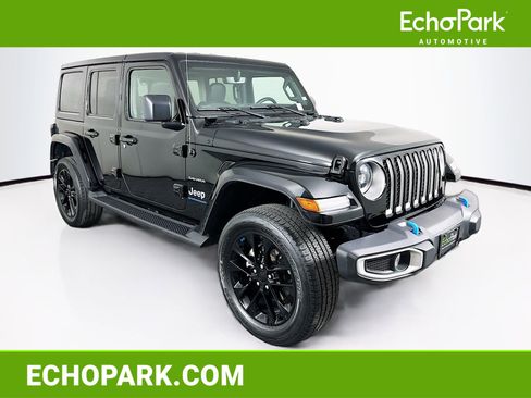 Used 2023 Jeep Wrangler Unlimited Sahara w/ Cold Weather Group AWD/4WD image 1