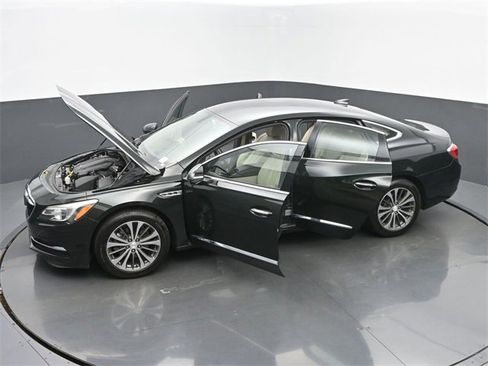 Used 2017 Buick LaCrosse Preferred image 63