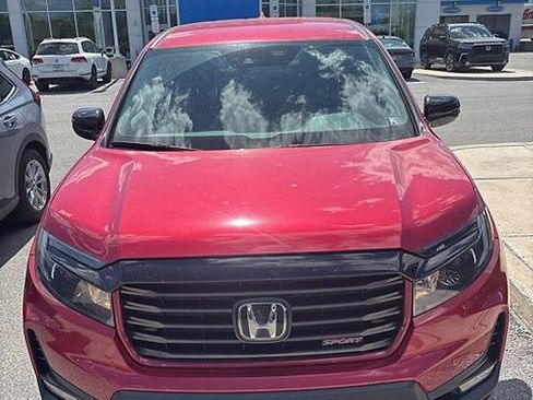 Used 2023 Honda Ridgeline Sport image 3