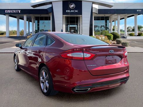Used 2016 Ford Fusion SE AWD/4WD image 3