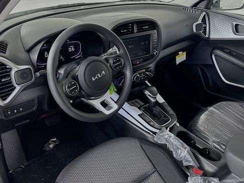 New 2025 Kia Soul LX image 11