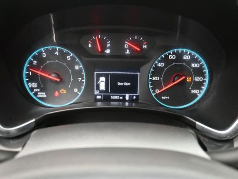 Used 2020 Chevrolet Equinox LS w/ LS Convenience Package image 4