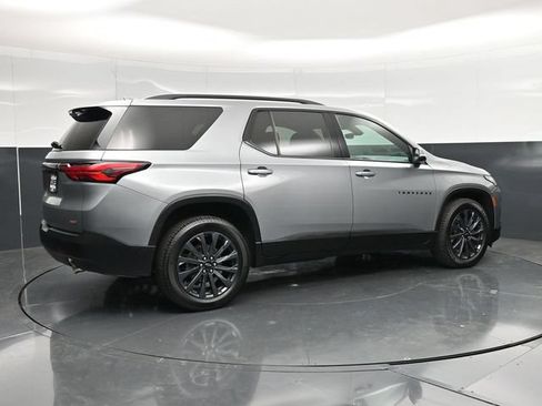 Used 2023 Chevrolet Traverse RS w/ LPO, Floor Liner Package AWD/4WD image 2