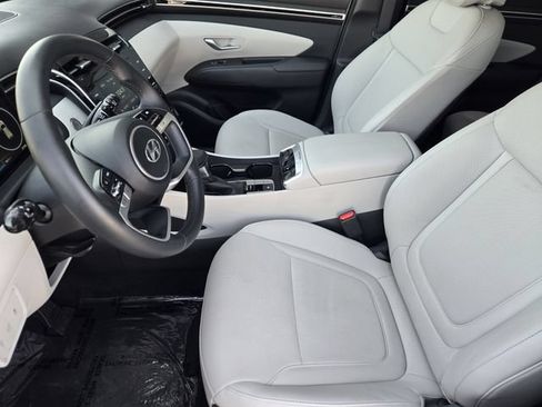 Certified 2023 Hyundai Tucson SEL w/ Convenience Package FWD image 8