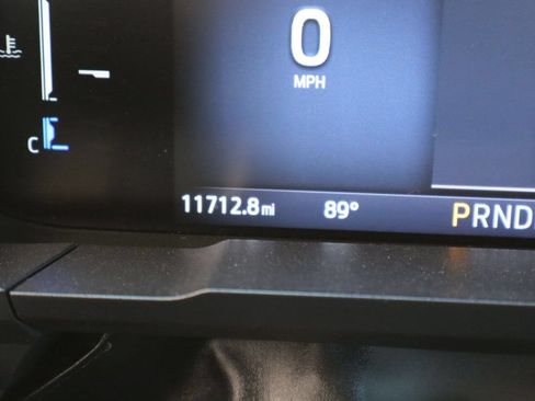 Used 2025 Ford Maverick XLT w/ Equipment Group 302A AWD/4WD image 9