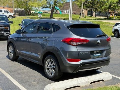 Used 2016 Hyundai Tucson SE w/ Option Group 02 AWD/4WD image 3
