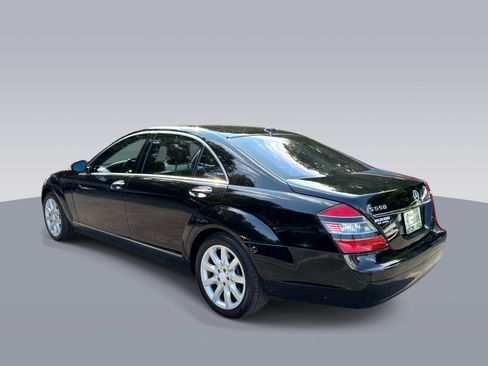 Used 2008 Mercedes-Benz S 550 4MATIC image 5