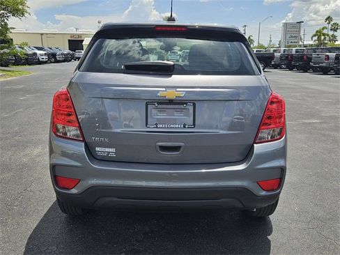 Used 2020 Chevrolet Trax LS image 9