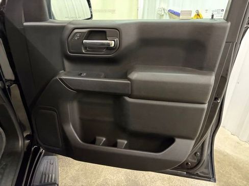 Used 2023 Chevrolet Silverado 1500 Custom AWD/4WD image 22