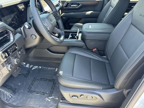 New 2026 GMC Yukon XL Denali w/ Denali Reserve Package AWD/4WD image 20