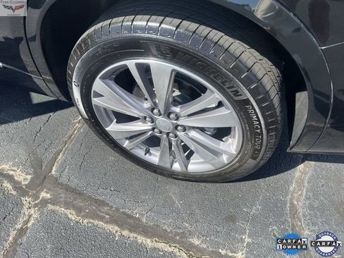 Certified 2025 Cadillac XT6 Premium Luxury image 33