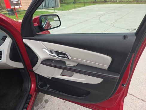 Used 2014 GMC Terrain SLT image 28