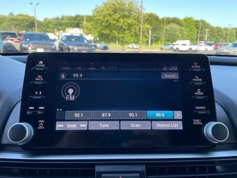 Used 2022 Honda Accord Sport image 19