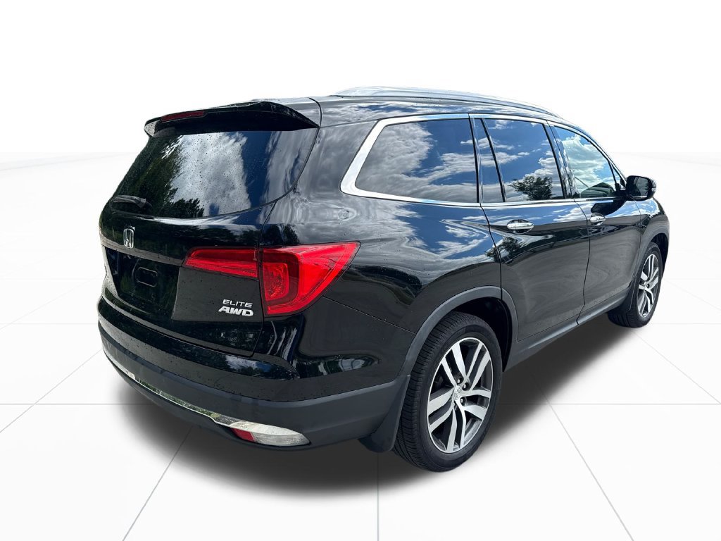 Used 2017 Honda Pilot Elite image 9