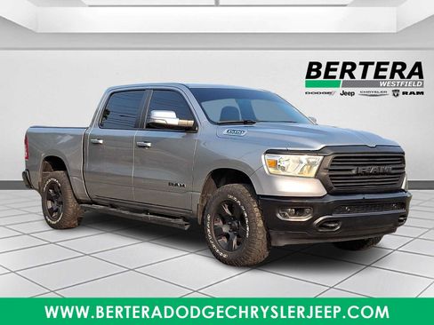 Used 2021 RAM 1500 Big Horn AWD/4WD image 1