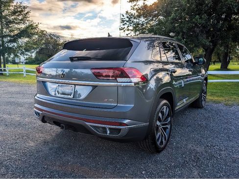 Used 2021 Volkswagen Atlas Cross Sport SEL Premium R-Line AWD/4WD image 5