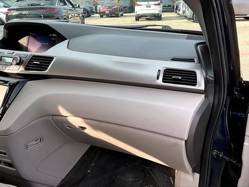 Used 2016 Honda Odyssey EX-L image 29