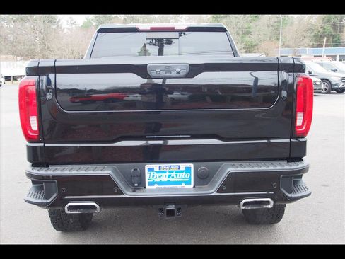 Used 2019 GMC Sierra 1500 AT4 w/ AT4 Premium Package image 4