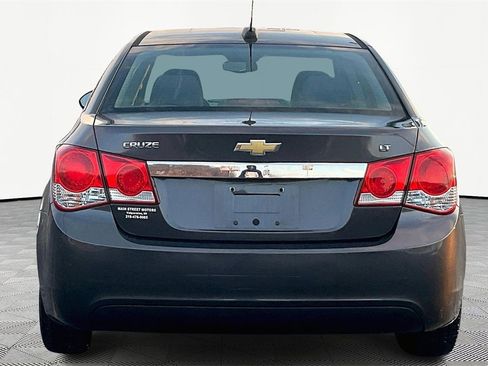 Used 2015 Chevrolet Cruze LT image 6
