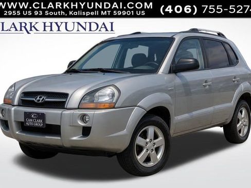 Used 2008 Hyundai Tucson 4WD image 1