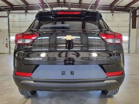 New 2026 Chevrolet TrailBlazer LS w/ LS Convenience Package FWD image 4