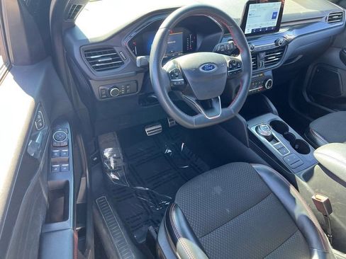 Used 2024 Ford Escape ST-Line AWD/4WD image 7