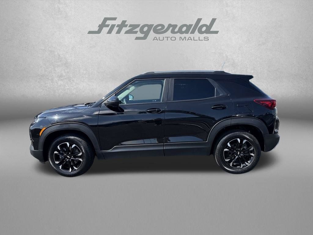 Used 2023 Chevrolet TrailBlazer LT AWD/4WD image 5