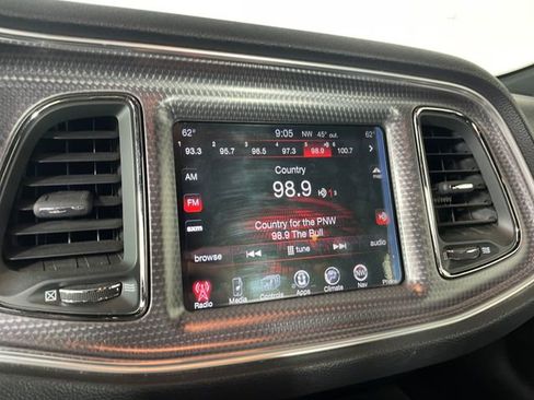 Used 2016 Dodge Challenger SRT Hellcat image 7