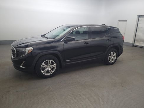Used 2018 GMC Terrain SLE FWD image 2