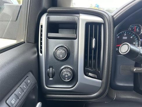 Certified 2017 GMC Sierra 1500 SLT w/ SLT Preferred Package image 28