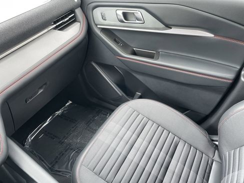 New 2026 Ford Explorer ST-Line w/ Premium Package RWD image 18