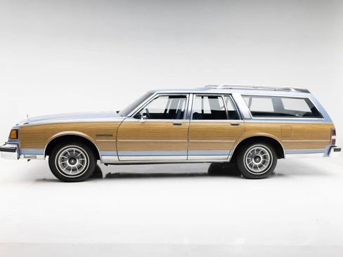 Used 1990 Buick Le Sabre Estate RWD image 10