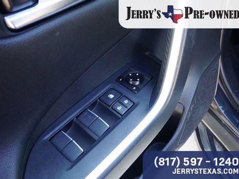 Used 2020 Toyota RAV4 XSE w/ XSE Grade Weather Package image 18