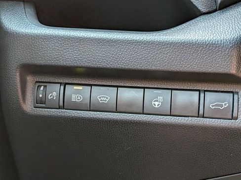 Used 2023 Toyota RAV4 XLE w/ Convenience Package AWD/4WD image 10