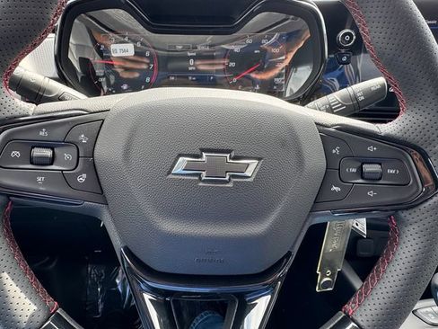 New 2026 Chevrolet Trax RS w/ Sunroof Package FWD image 21
