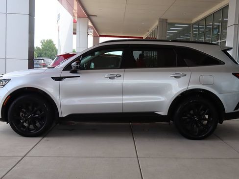 Used 2022 Kia Sorento SX FWD image 4