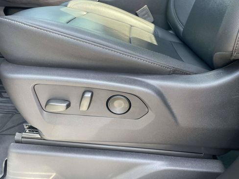 Certified 2025 Chevrolet Silverado 2500 LTZ w/ LTZ Premium Package AWD/4WD image 16