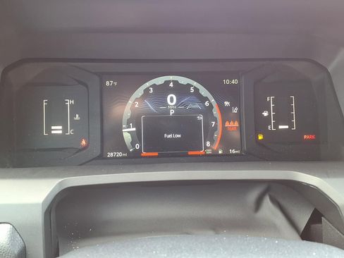 Certified 2025 Toyota Tacoma SR5 image 12