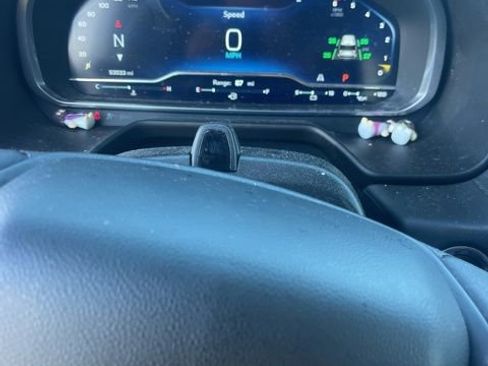 Used 2023 Chevrolet Tahoe Premier w/ Advanced Technology Package image 5