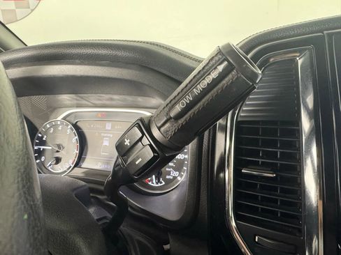 Used 2023 Nissan Titan Platinum Reserve w/ Moonroof Package image 22