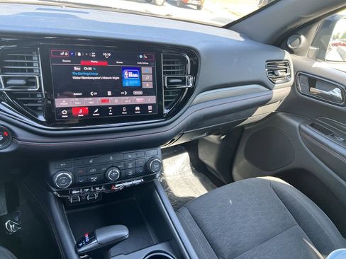 Certified 2025 Dodge Durango GT w/ Blacktop Package AWD/4WD image 12