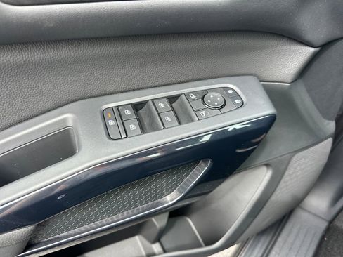 New 2026 Nissan Pathfinder SV w/ Cargo Package AWD/4WD image 11