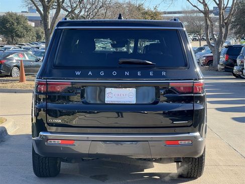 Used 2022 Jeep Wagoneer Series II image 5