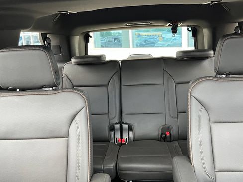 Used 2024 Chevrolet Tahoe High Country AWD/4WD image 16