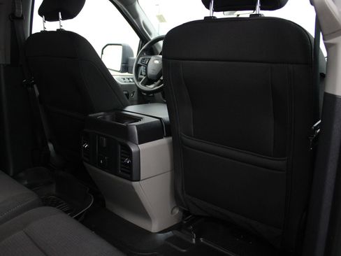 Used 2019 Ford F150 XL w/ Equipment Group 101A Mid AWD/4WD image 21