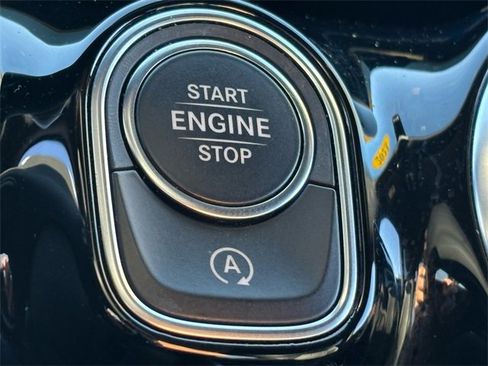 Used 2023 Mercedes-Benz GLA 250 w/ Premium Package image 30