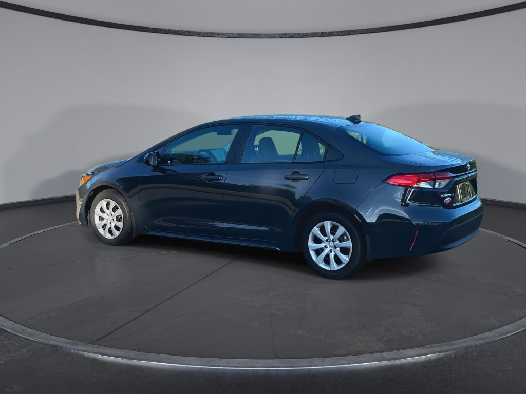 Used 2026 Toyota Corolla LE FWD image 6