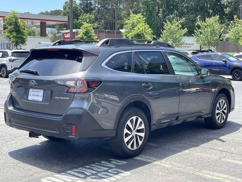 Used 2021 Subaru Outback Premium AWD/4WD image 4