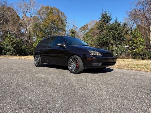 Used 2005 Ford Focus S image 1